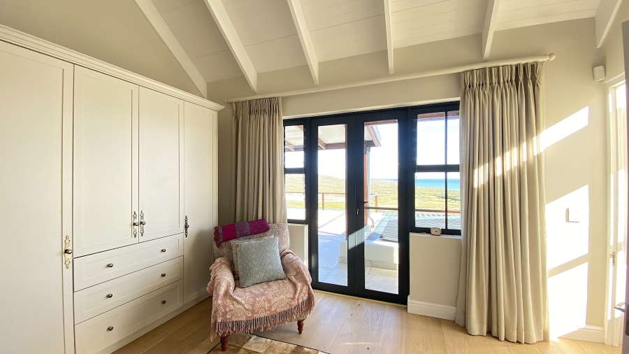 4 Bedroom Property for Sale in Scarborough Western Cape